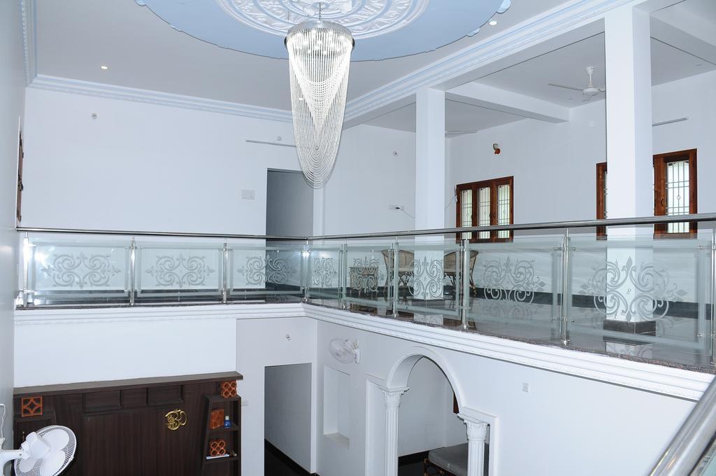 Bharathi Guest House Tiruvannāmalai Exterior photo