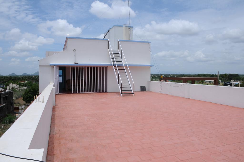 Bharathi Guest House Tiruvannāmalai Exterior photo